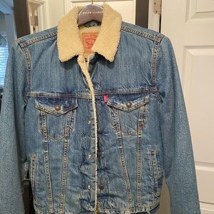 Levi’s Sherpa Trucker